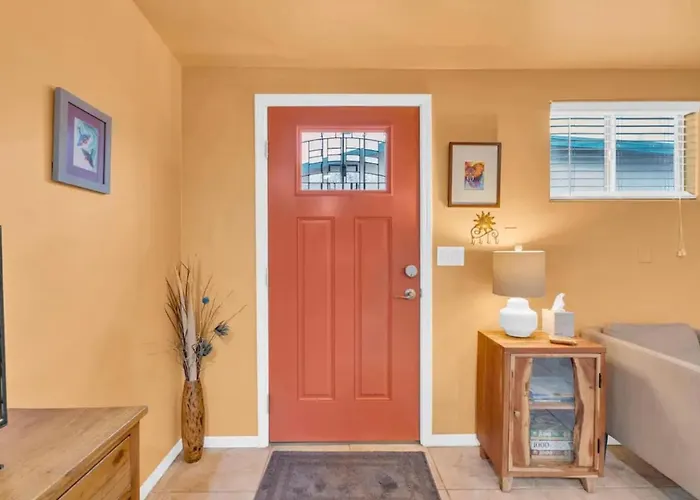 Private Pet-friendly Casita In East