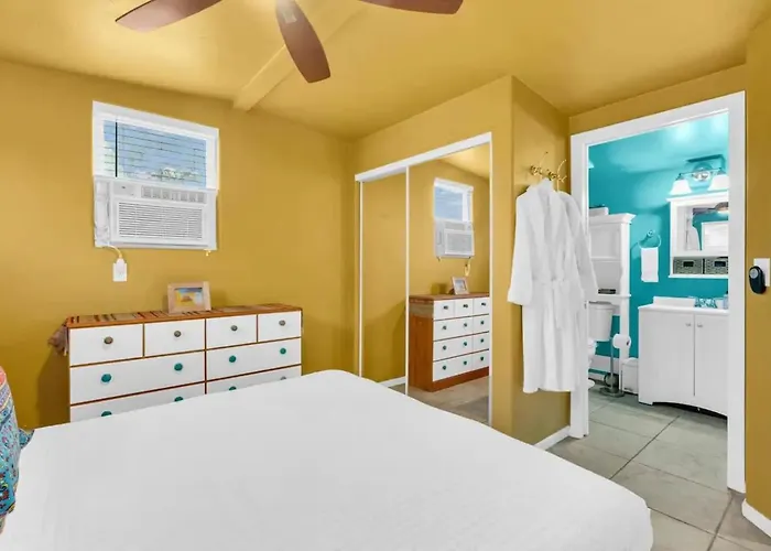 Private Pet-friendly Casita In East