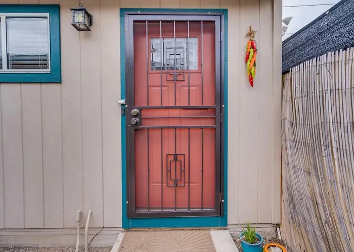 Private Pet-friendly Casita In East Tucson